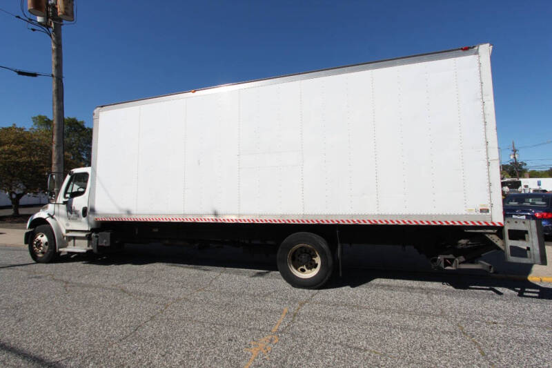 2015 Freightliner M2 106