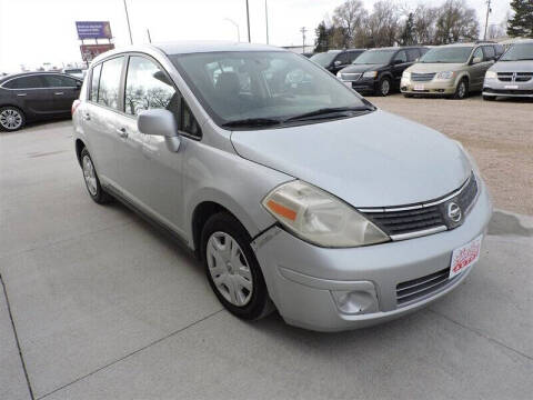 2011 Nissan Versa 1.8 S