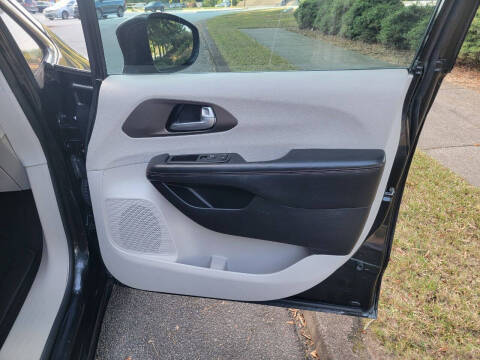 2017 Chrysler Pacifica Touring Plus