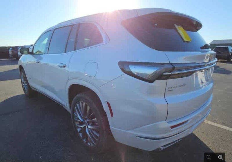 2025 Buick Enclave Avenir