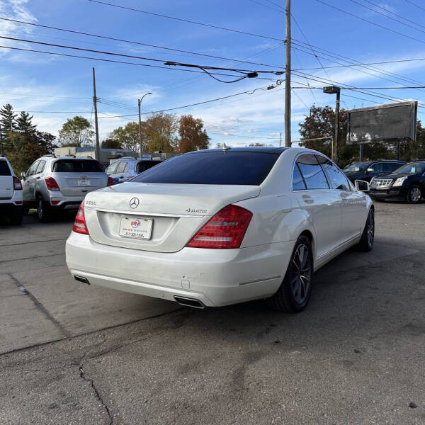2010 Mercedes-Benz S-Class S 550 4MATIC