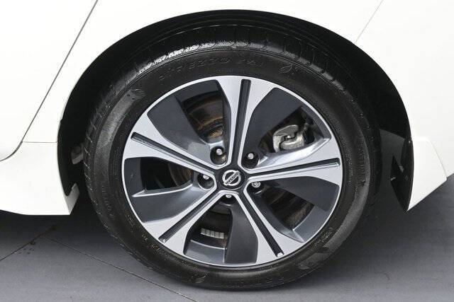 2021 Nissan LEAF SL PLUS