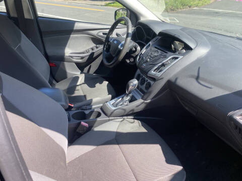 2012 Ford Focus SE