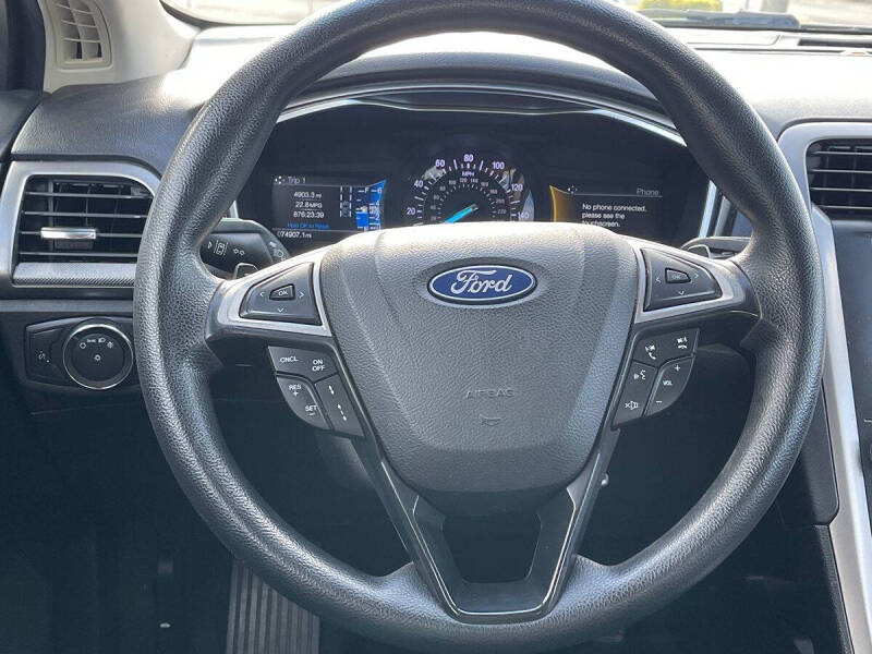 2019 Ford Fusion SE