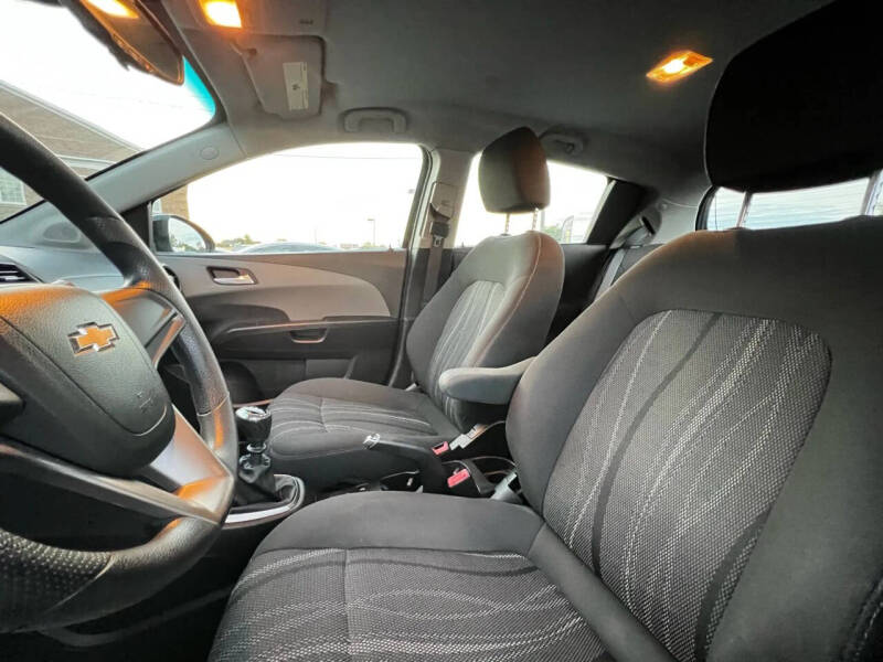 2012 Chevrolet Sonic LT