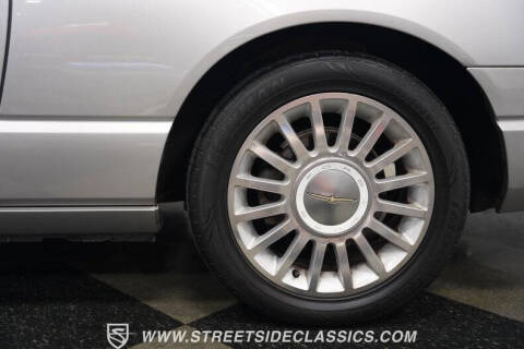 2004 Ford Thunderbird Deluxe