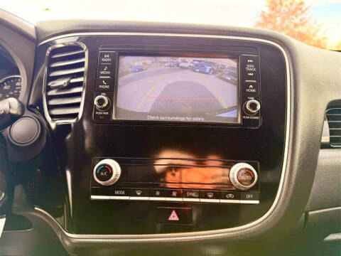 2020 Mitsubishi Outlander ES