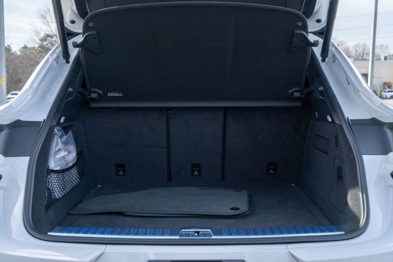 2025 Porsche Cayenne GTS Coupe