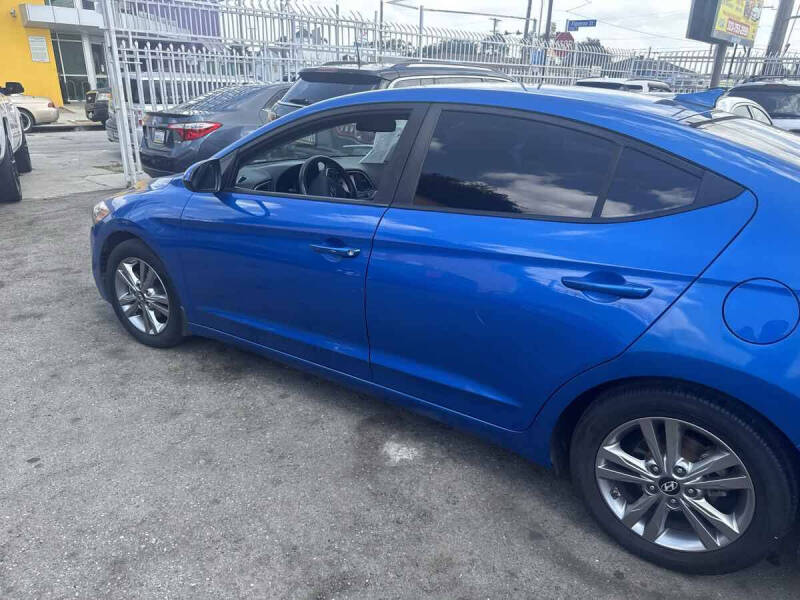 2018 Hyundai Elantra