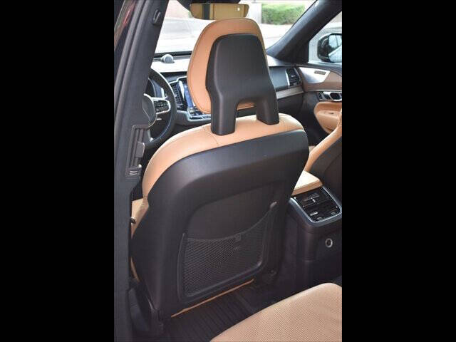 2017 Volvo XC90 T8 eAWD Inscription