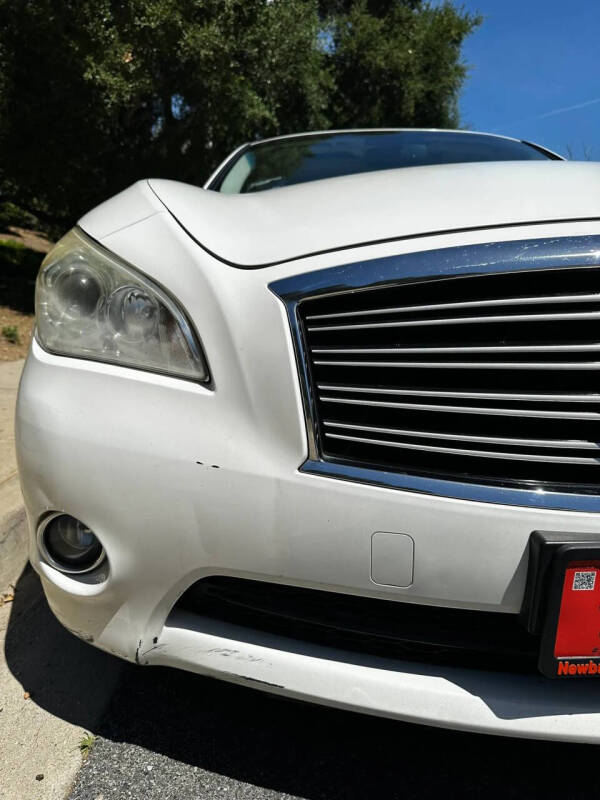 2013 Infiniti M37
