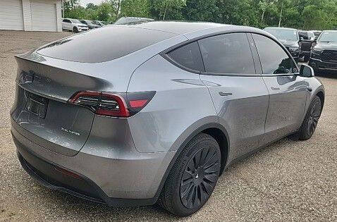 2024 Tesla Model Y Long Range