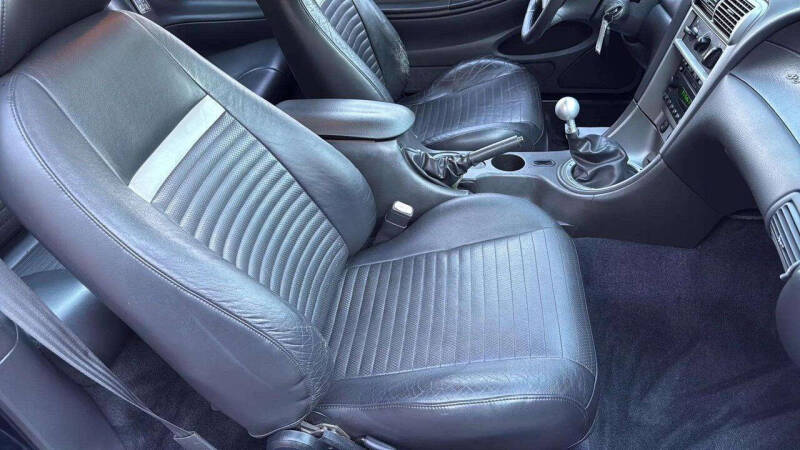 2003 Ford Mustang Mach 1 Premium