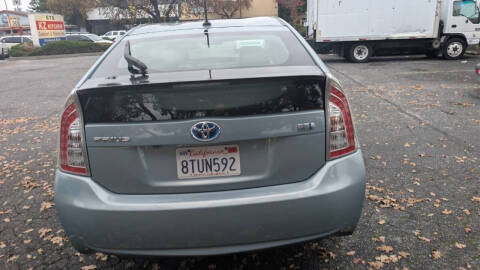 2014 Toyota Prius Three