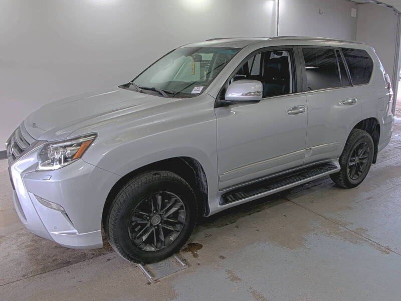 2014 Lexus GX Base's photo