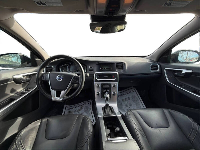 2017 Volvo S60 T5 Dynamic