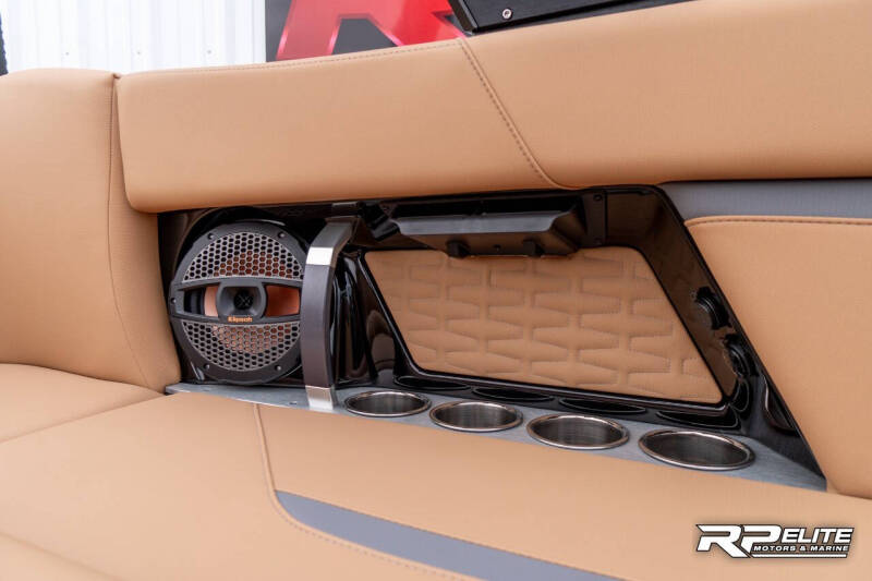 2025 MasterCraft X22