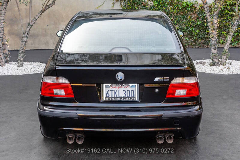 2001 BMW M5