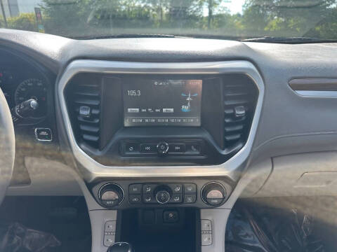 2018 GMC Acadia SLE-2