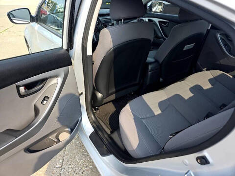 2016 Hyundai Elantra