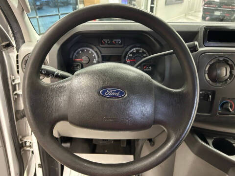 2011 Ford E-Series E-350 SD