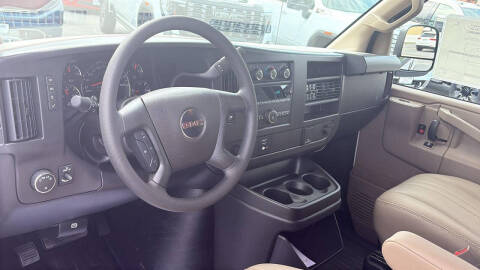 2026 GMC Savana 2500