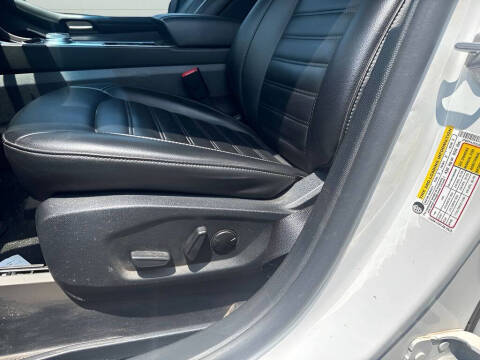 2020 Ford Edge SEL