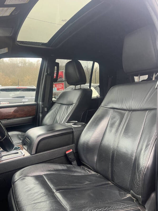 2016 Lincoln Navigator Select