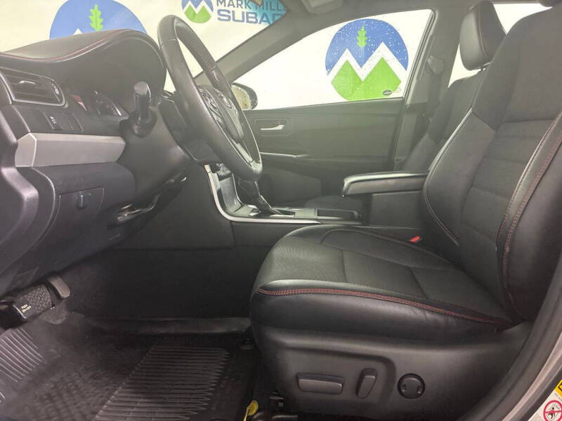 2017 Toyota Camry SE