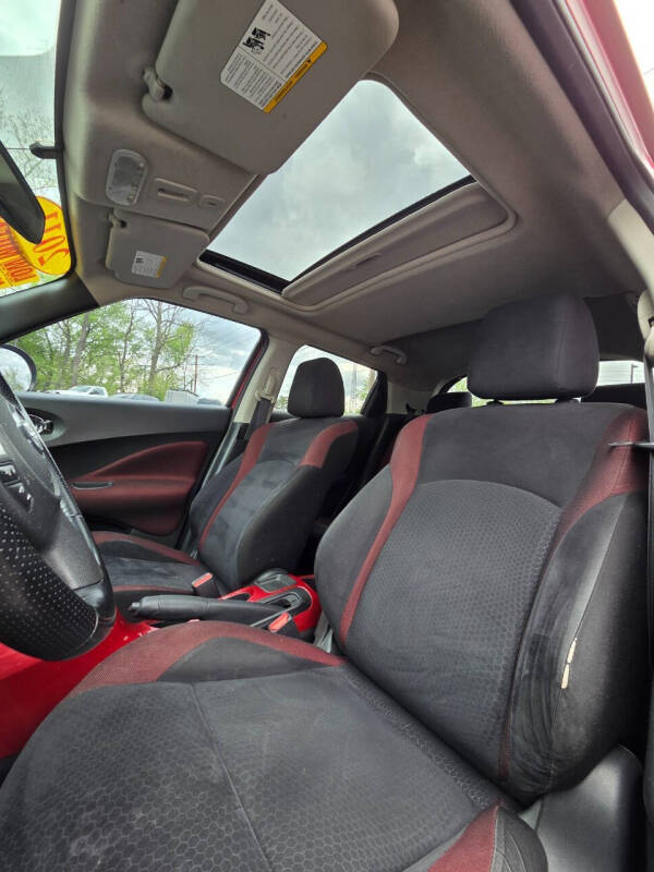 2011 Nissan JUKE SV
