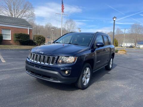 2015 Jeep Compass for sale at Volpe Preowned in North Branford CT