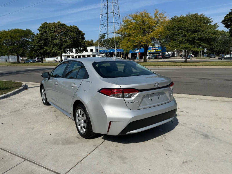 2022 Toyota Corolla LE