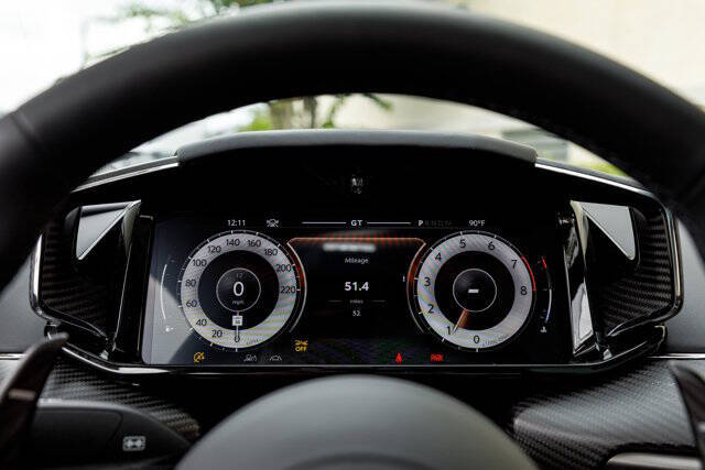 2025 Aston Martin Vanquish