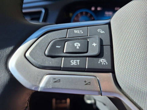 2026 Volkswagen Atlas Cross Sport SEL R-Line Black 4Motion