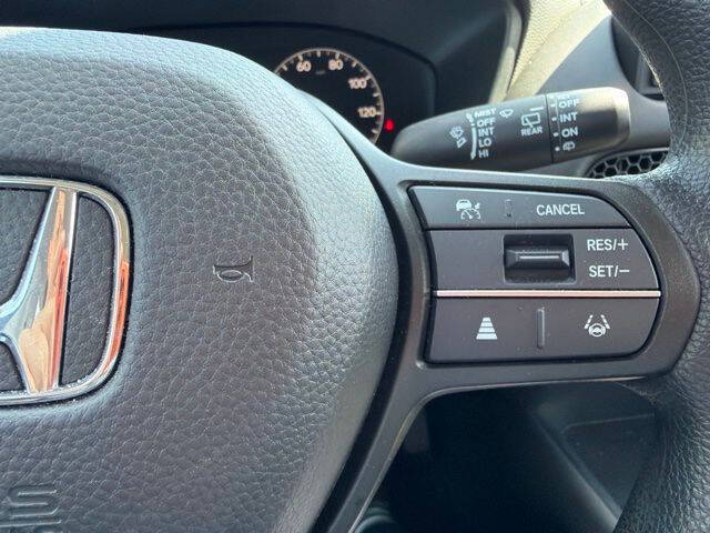 2025 Honda HR-V LX