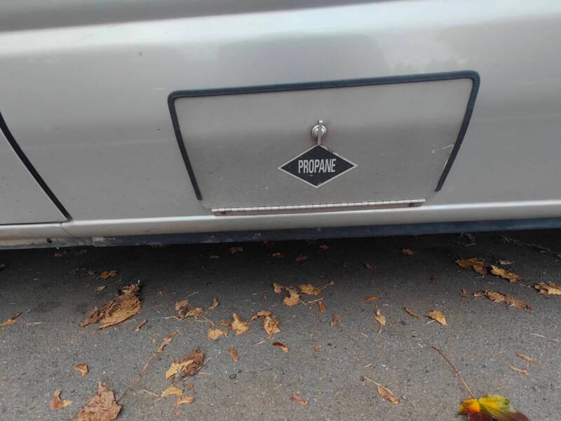 2003 Ford E-Series E-250 SD