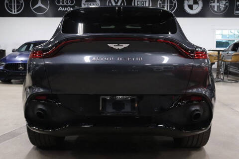 2021 Aston Martin DBX