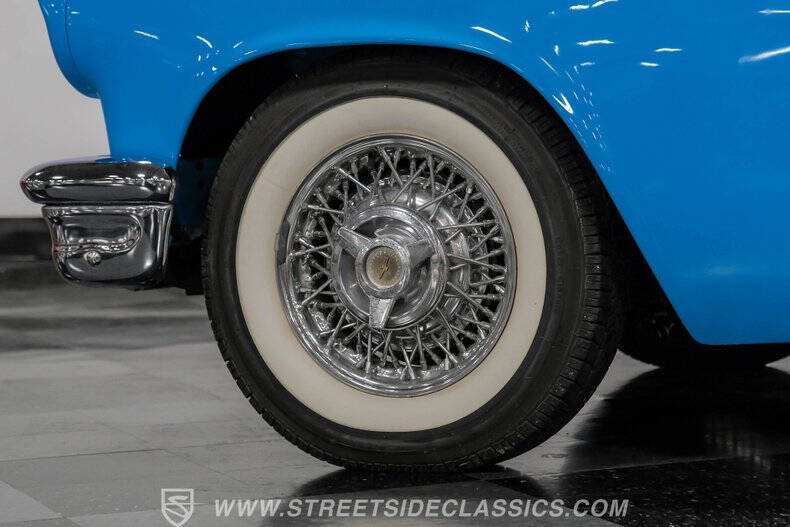 1957 Ford Thunderbird