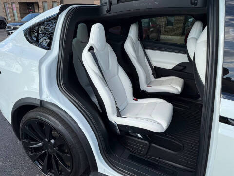2022 Tesla Model X Plaid