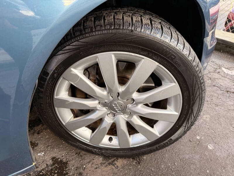 2015 Audi A4 2.0T quattro Premium