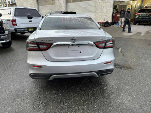 2020 Nissan Maxima 3.5 SV