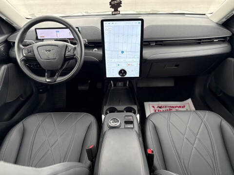 2024 Ford Mustang Mach-E Select