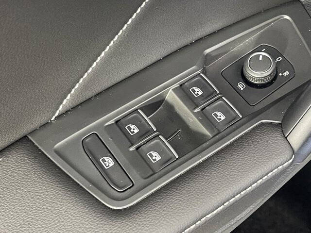 2024 Volkswagen Tiguan SE 4Motion