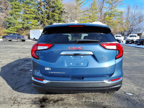 2024 GMC Terrain SLT