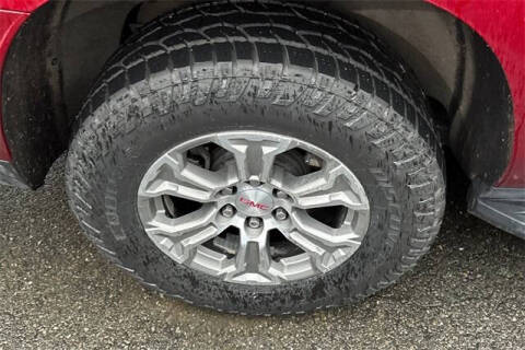 2023 GMC Yukon XL SLE