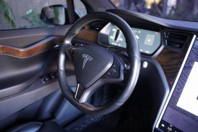2019 Tesla Model X Long Range