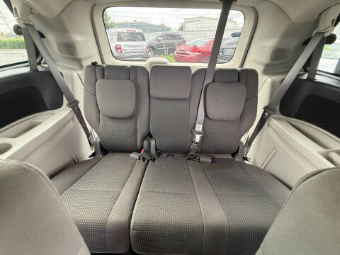 2012 Volkswagen Routan S