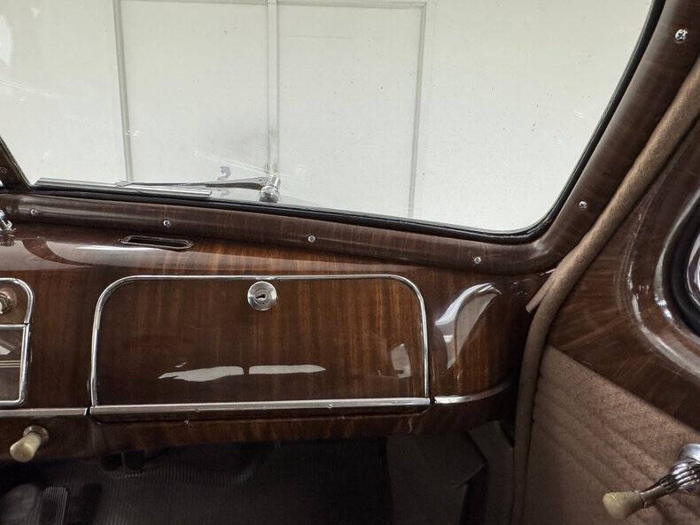 1937 Pontiac Chieftain