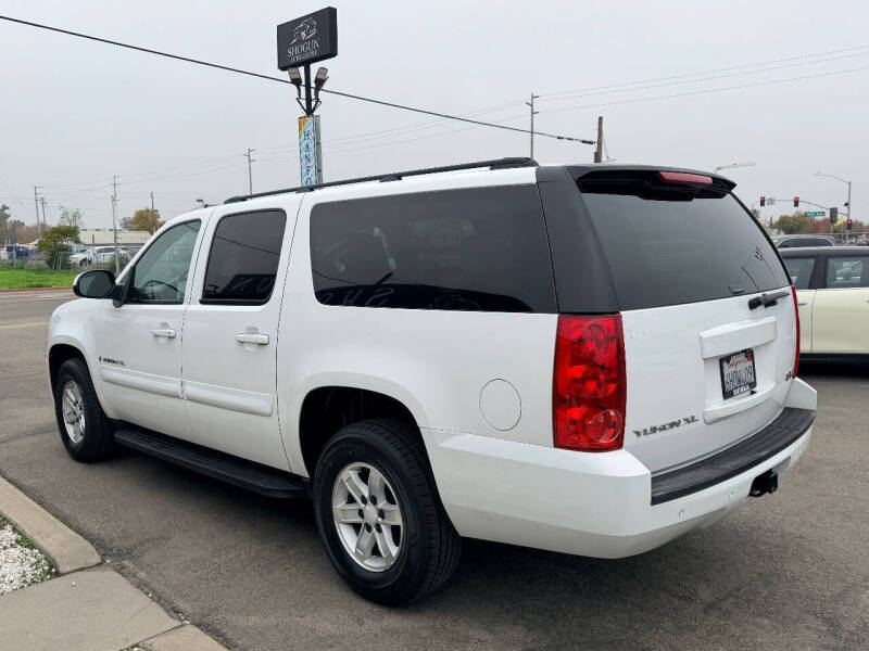2009 GMC Yukon XL SLE