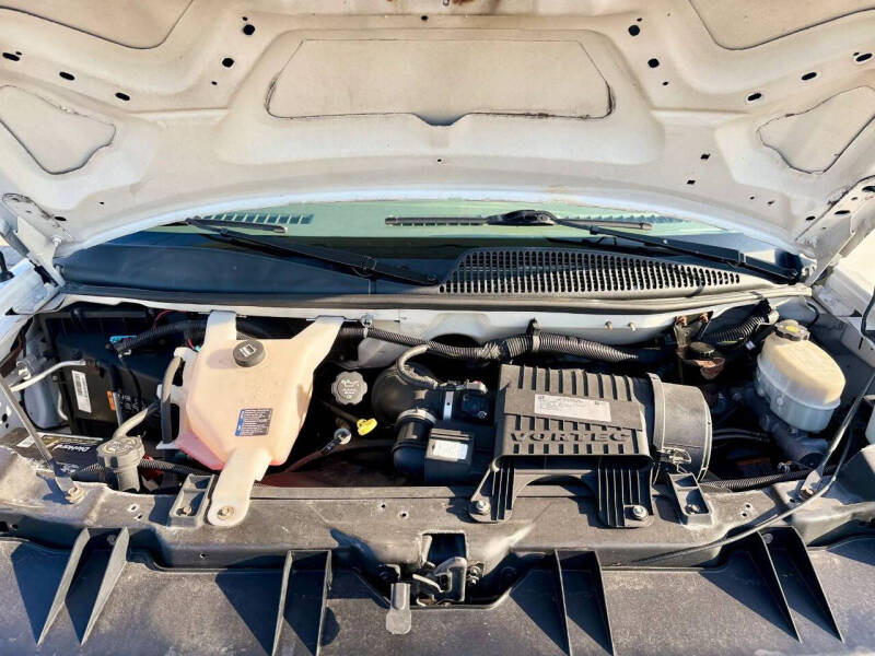 2017 GMC Savana 2500